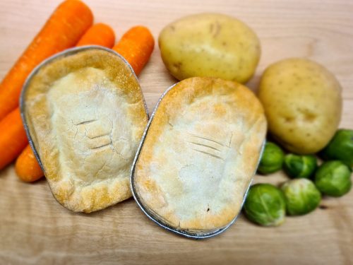 Individual chicken and ham pie